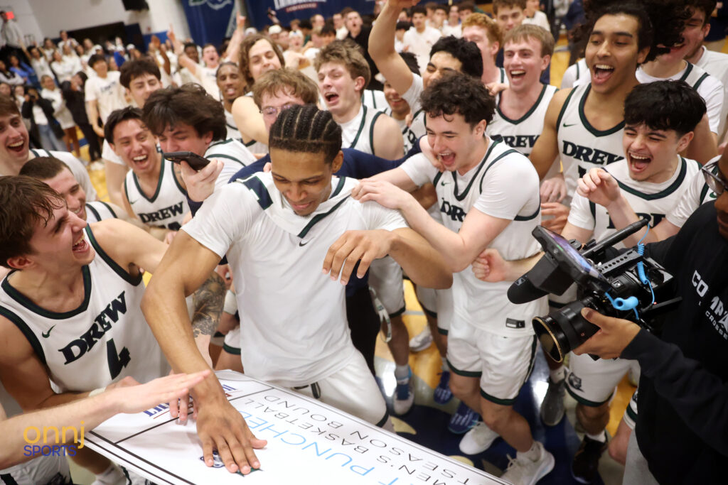 Drew wins the 2025 Landmark Conference Men's Basketball Championship.